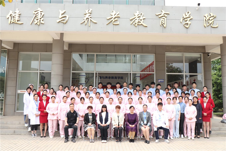 日出水了啊快点使劲动态图