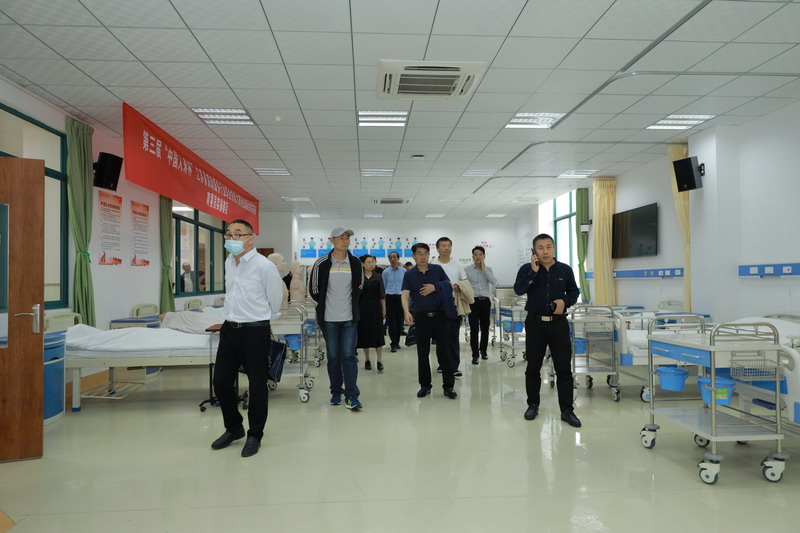 日出水了啊快点使劲动态图