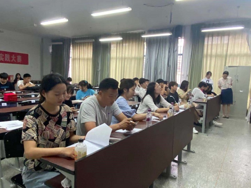 日出水了啊快点使劲动态图