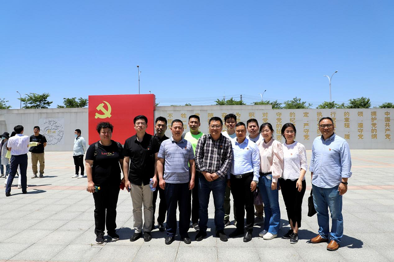 日出水了啊快点使劲动态图