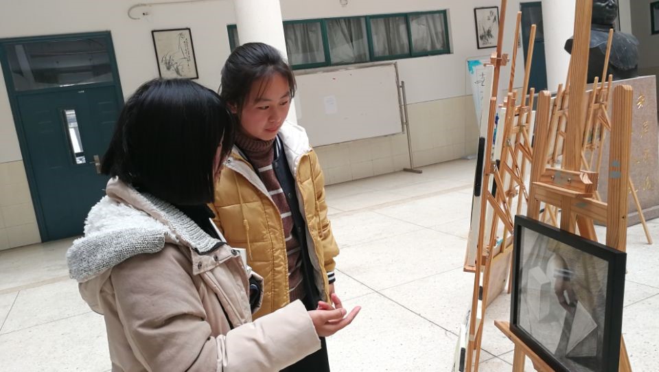 日出水了啊快点使劲动态图