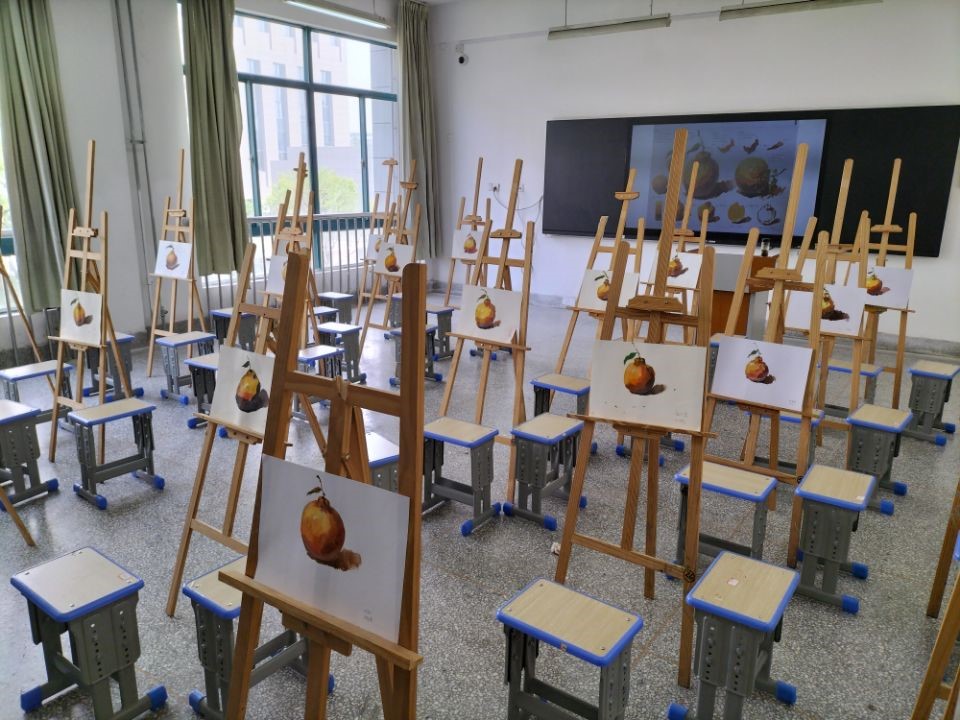 日出水了啊快点使劲动态图