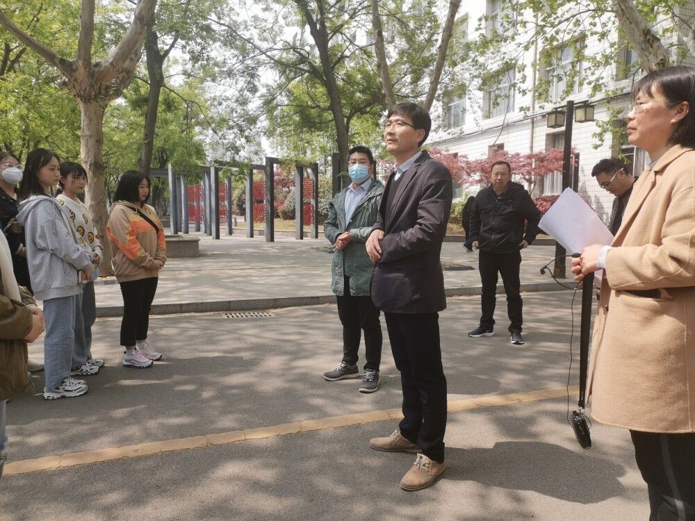 日出水了啊快点使劲动态图