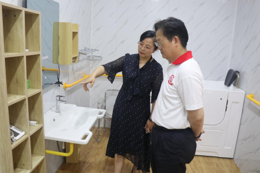 日出水了啊快点使劲动态图