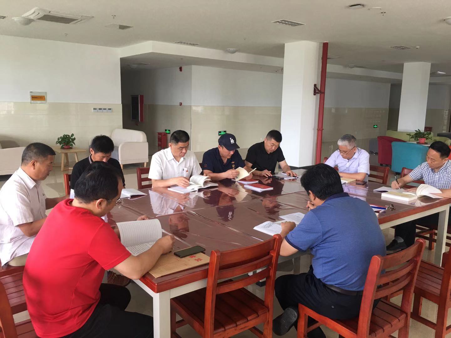 日出水了啊快点使劲动态图