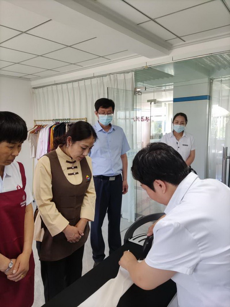 日出水了啊快点使劲动态图