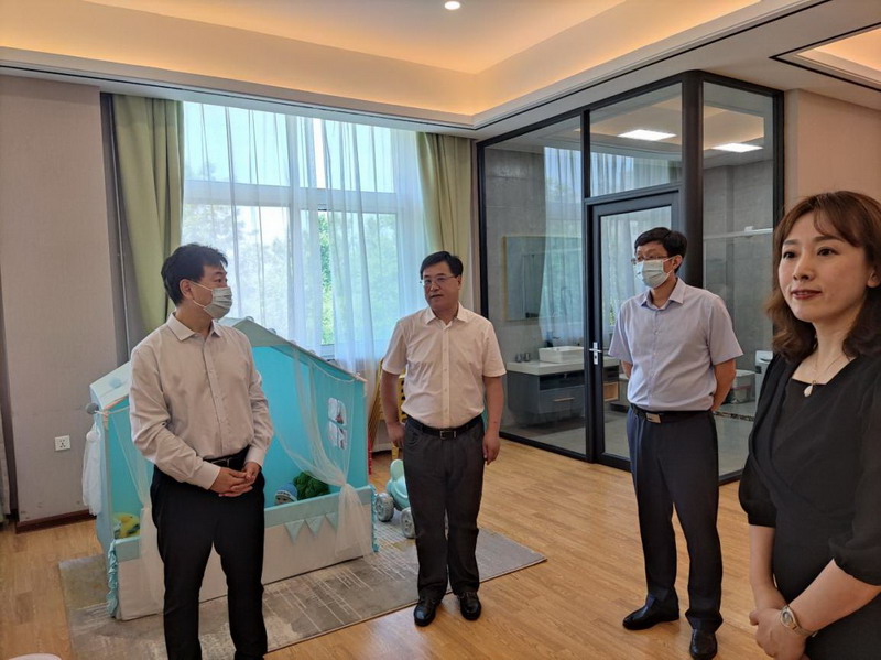 日出水了啊快点使劲动态图