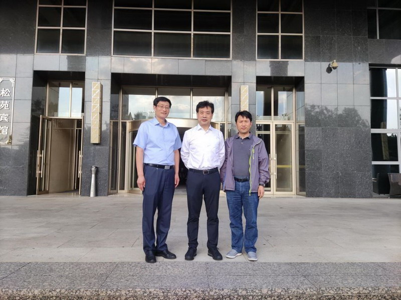 日出水了啊快点使劲动态图