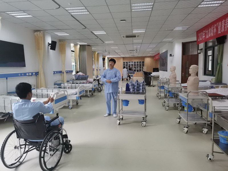 日出水了啊快点使劲动态图