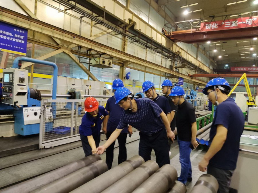 日出水了啊快点使劲动态图