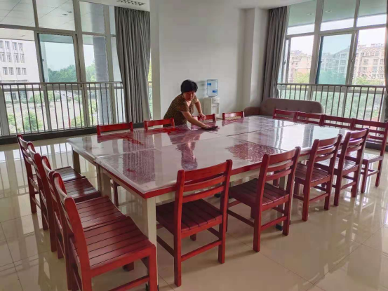 日出水了啊快点使劲动态图