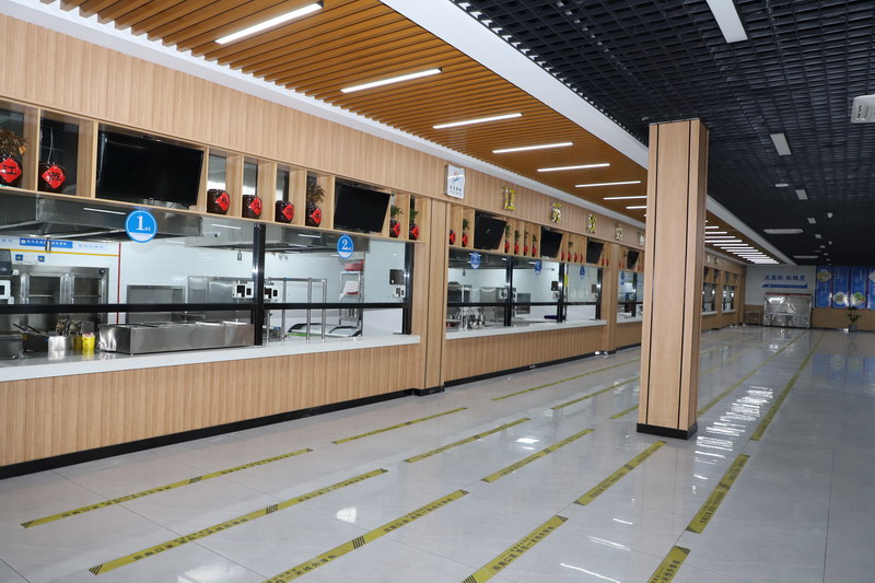 日出水了啊快点使劲动态图