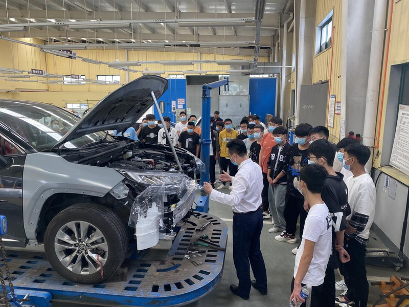 日出水了啊快点使劲动态图