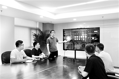 日出水了啊快点使劲动态图