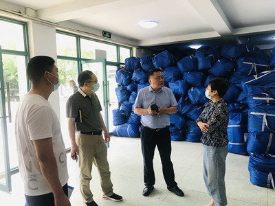 日出水了啊快点使劲动态图