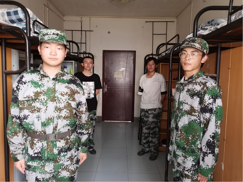 日出水了啊快点使劲动态图