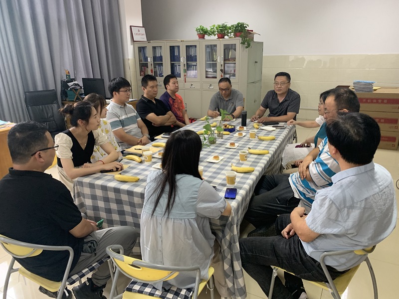 日出水了啊快点使劲动态图