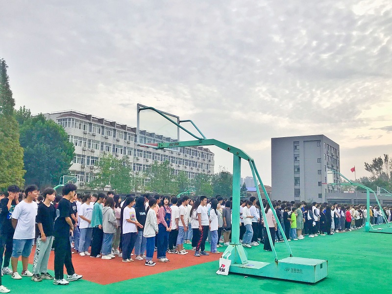 日出水了啊快点使劲动态图