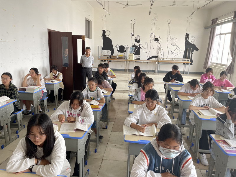 日出水了啊快点使劲动态图