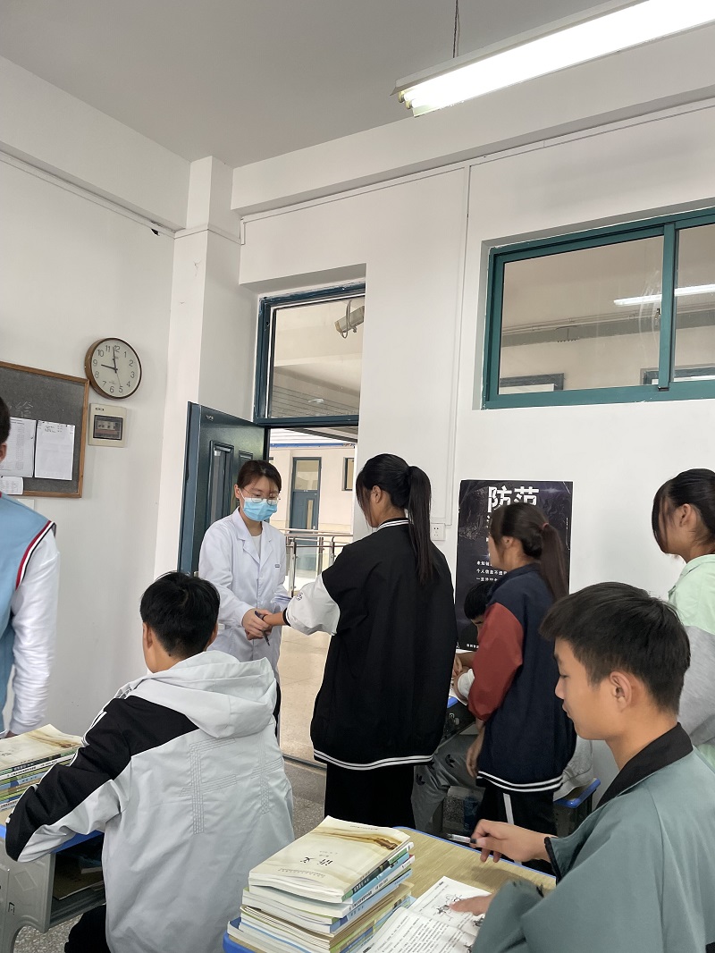 日出水了啊快点使劲动态图