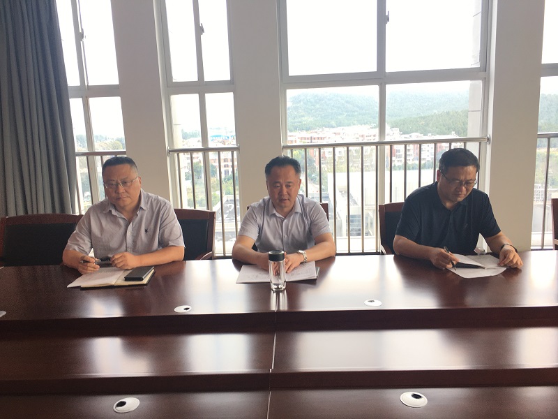 日出水了啊快点使劲动态图