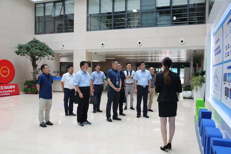 日出水了啊快点使劲动态图