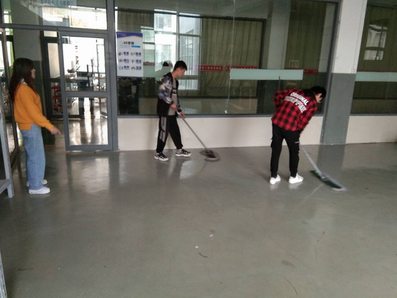 日出水了啊快点使劲动态图