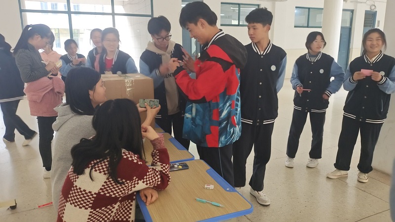 日出水了啊快点使劲动态图