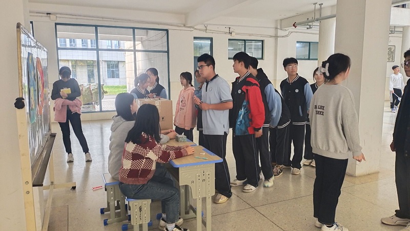 日出水了啊快点使劲动态图