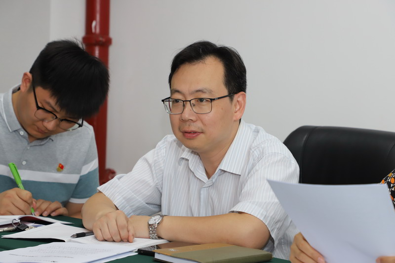 日出水了啊快点使劲动态图