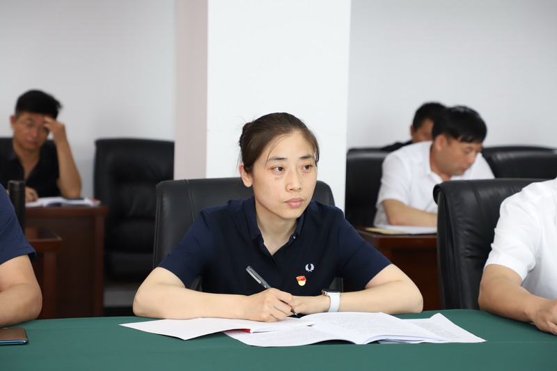 日出水了啊快点使劲动态图