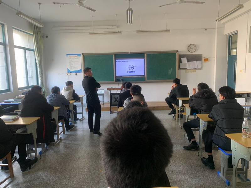 日出水了啊快点使劲动态图