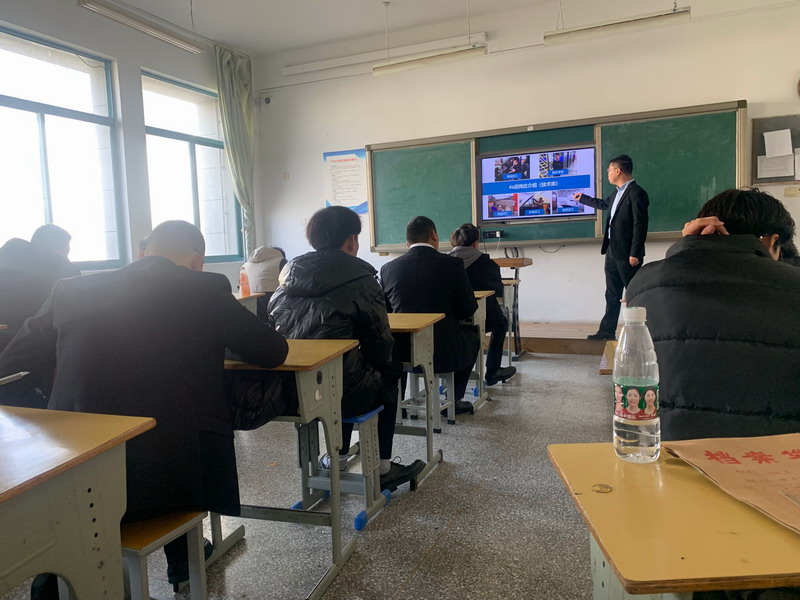 日出水了啊快点使劲动态图