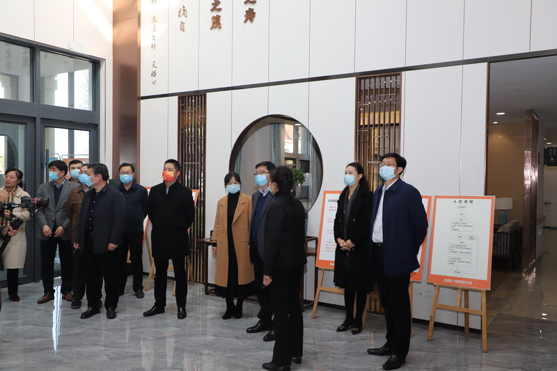 日出水了啊快点使劲动态图