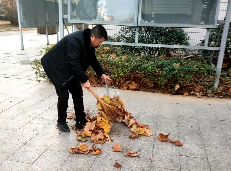 日出水了啊快点使劲动态图