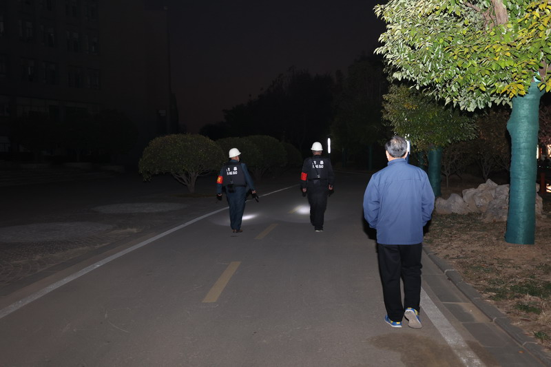 日出水了啊快点使劲动态图