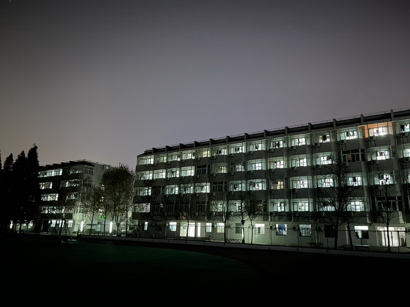 日出水了啊快点使劲动态图