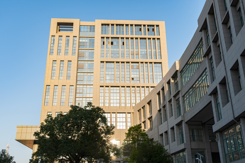 日出水了啊快点使劲动态图