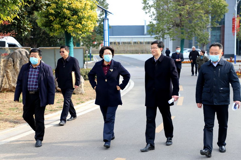 日出水了啊快点使劲动态图