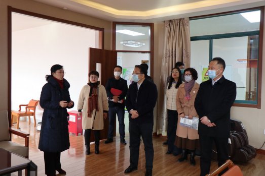 日出水了啊快点使劲动态图