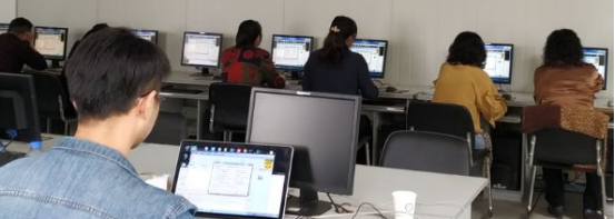 日出水了啊快点使劲动态图