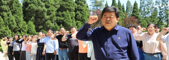 日出水了啊快点使劲动态图