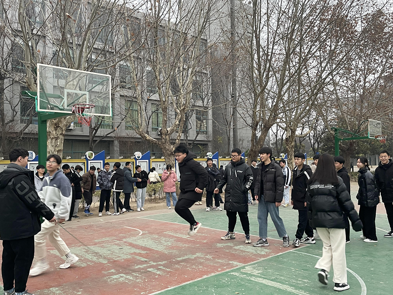 日出水了啊快点使劲动态图