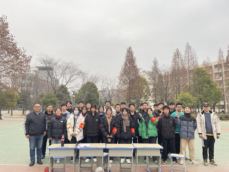 日出水了啊快点使劲动态图