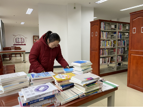 日出水了啊快点使劲动态图