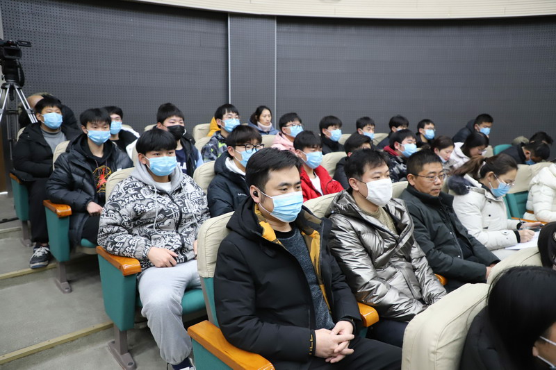 日出水了啊快点使劲动态图