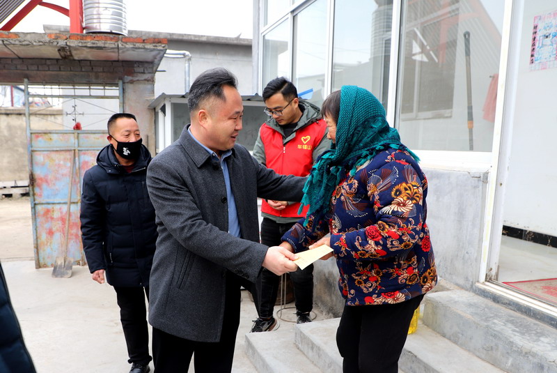 日出水了啊快点使劲动态图