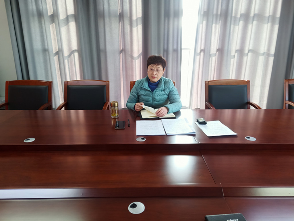 日出水了啊快点使劲动态图