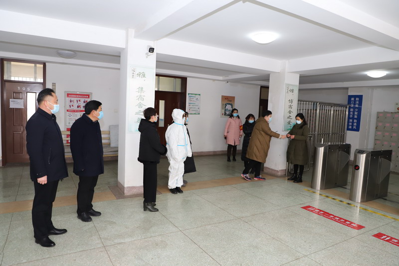 日出水了啊快点使劲动态图