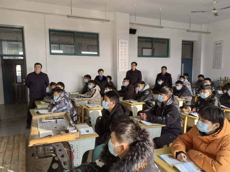 日出水了啊快点使劲动态图